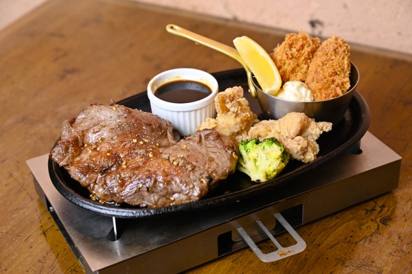 ステーキ＆カキフライ300g